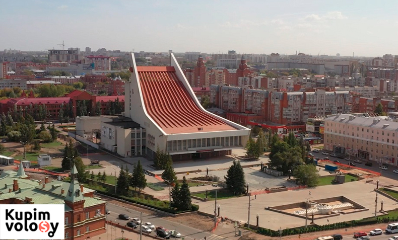 Где  продать волосы в Омске? Продайте волосы нам — производителю париков.